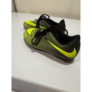 Nike Jr. Bravata II FG soccer cleat Green Black Size 2Y